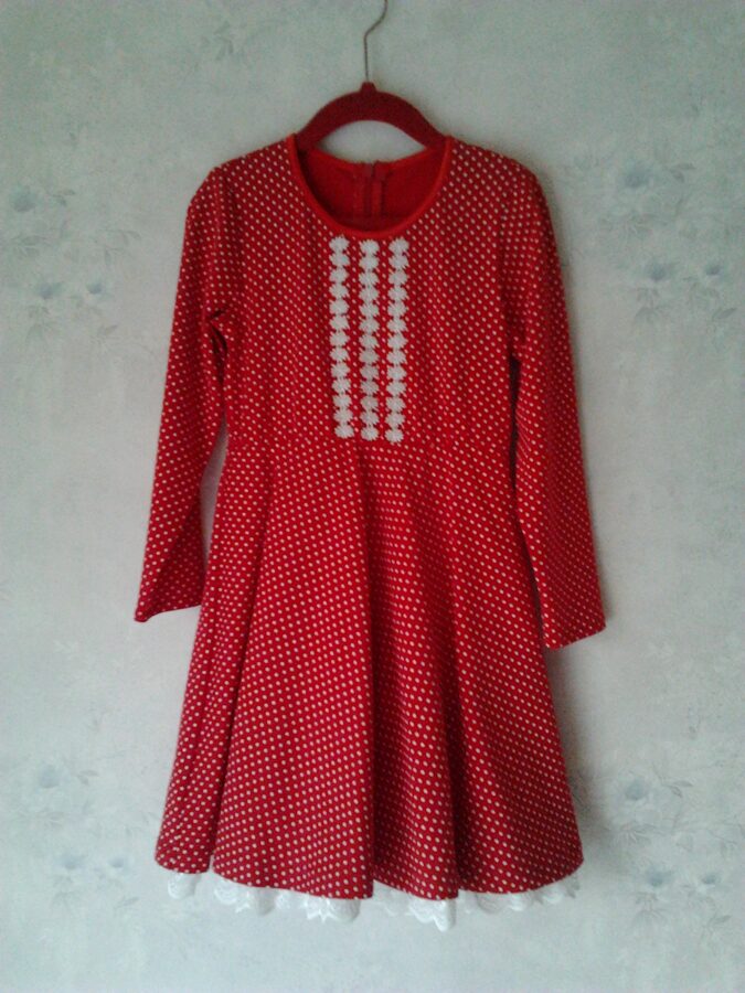 Dress with long sleeves