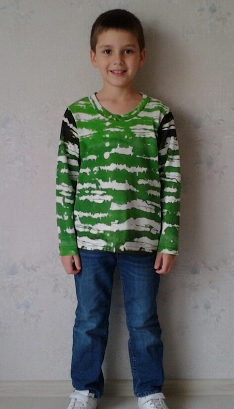 Raibs, zaļgans krekliņš