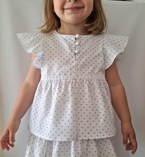 Blūze balta ar punktiem