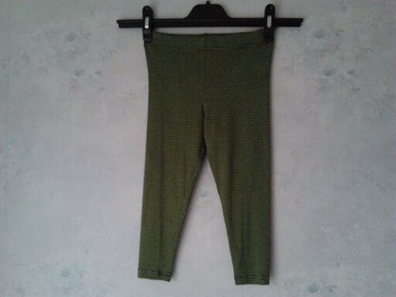 Strīpaini leggingi